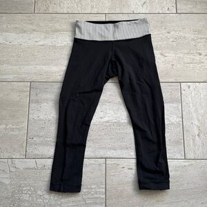 Lululemon crop leggings